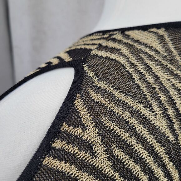 Lauren Ralph Lauren Gold and Black Knit Vneck Cold Shoulder Short Sleeve Top - Picture 5 of 9